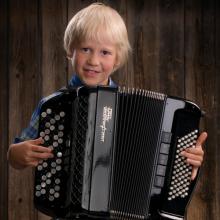 Hopeinen Harmonikka 2012 -voittaja